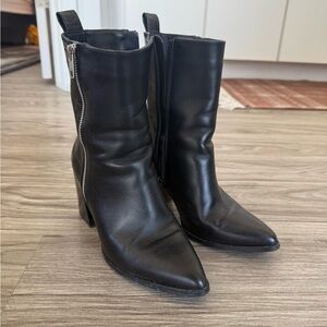 Steve Madden Black Heeled Boots with Zipper